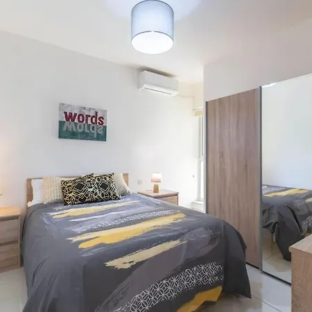 Cozy Apartment, Close To The Sea C4