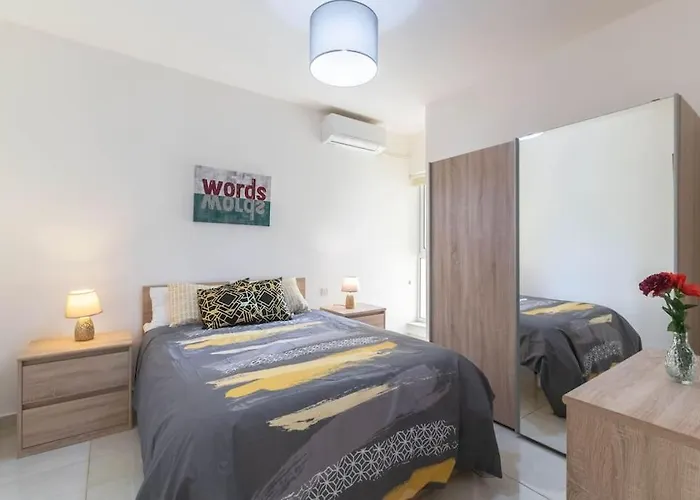 Cozy Apartment, Close To The Sea C4