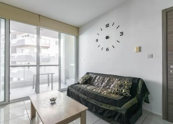 Cozy Apartment, Close To The Sea C4